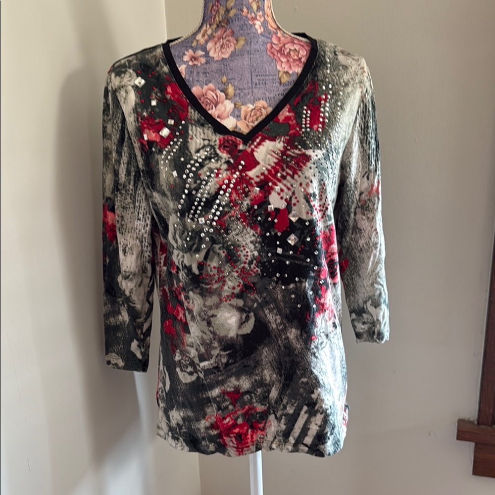 Onque Casuals Red and Black Abstract Blouse